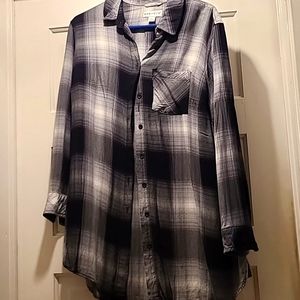 Ava & Viv plaid shirt 1X